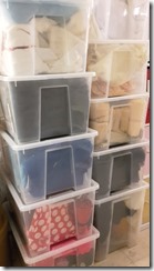 rangement boîtes transparentes empilable pour tissus